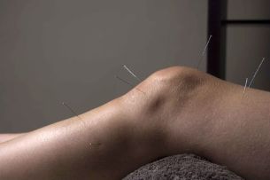 Akupunktur eklem dokusu onarımını destekler